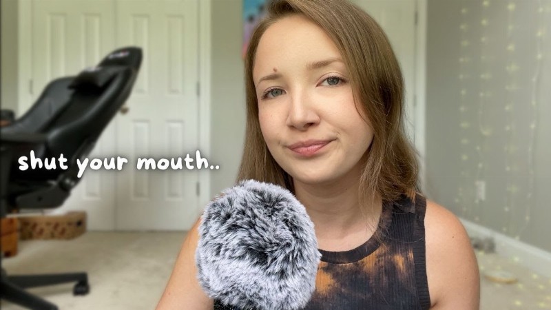 Asmr But I Am Just Rude Af... 😳 (lip Gloss Gum Chewing Tapping Face Touching)