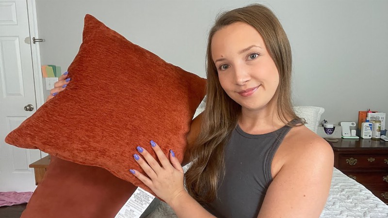 image 0 Asmr: Choose The Perfect Pillow For Sleep 💤 Whispered Fabric Sounds💤